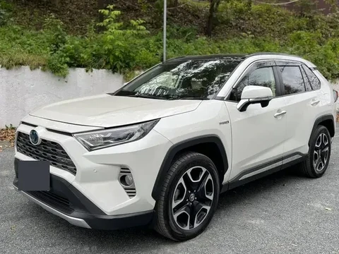 Toyota RAV4 2024