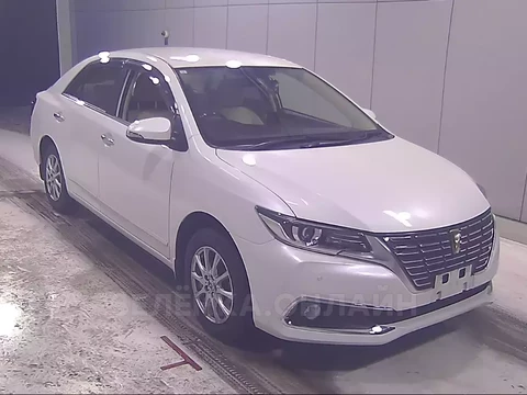Toyota Premio 2021