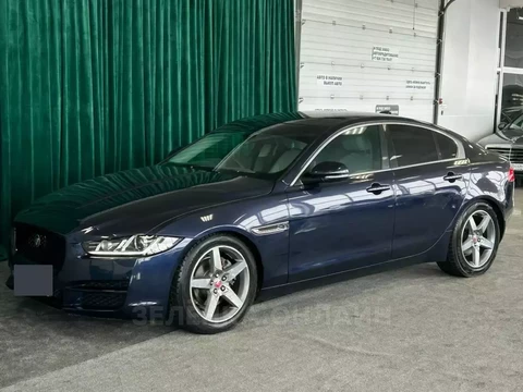 Jaguar XE 2016