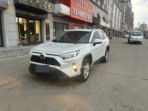 Toyota RAV4 2021