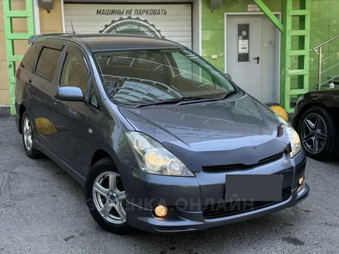 Toyota Wish 2004