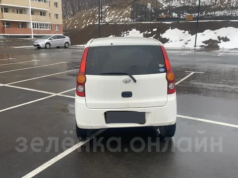 Daihatsu Mira 2009
