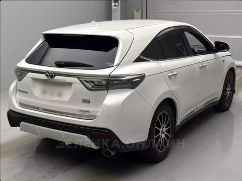 Toyota Harrier 2017