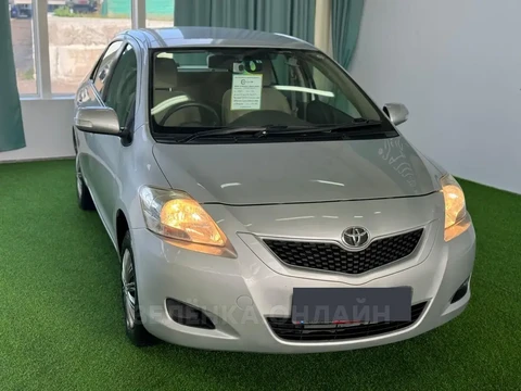 Toyota Belta 2010