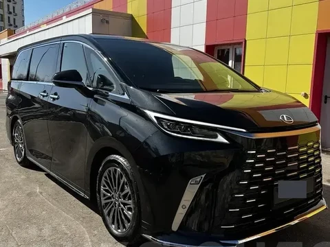 Lexus LM 2024