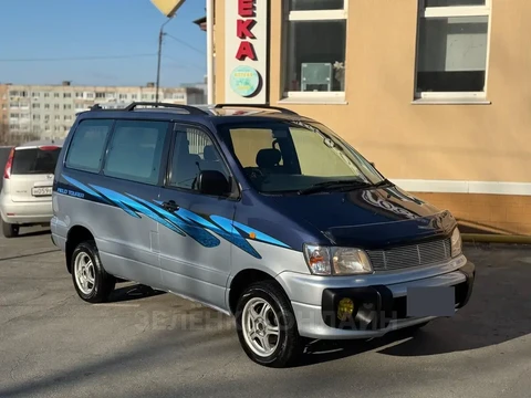 Toyota Town Ace Noah 1998