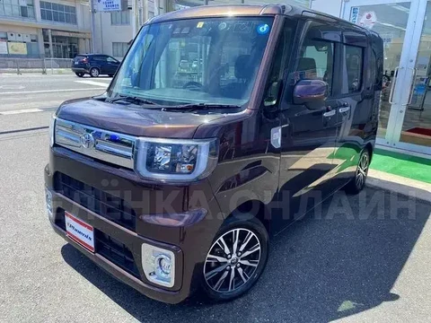 Toyota Pixis Mega 2018