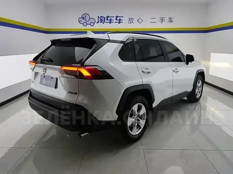 Toyota RAV4 2021