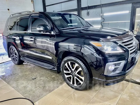 Lexus LX 2008