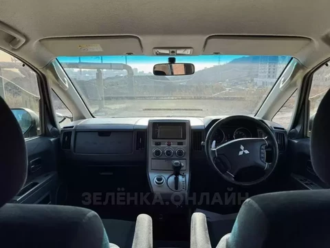 Mitsubishi Delica D:5 2013