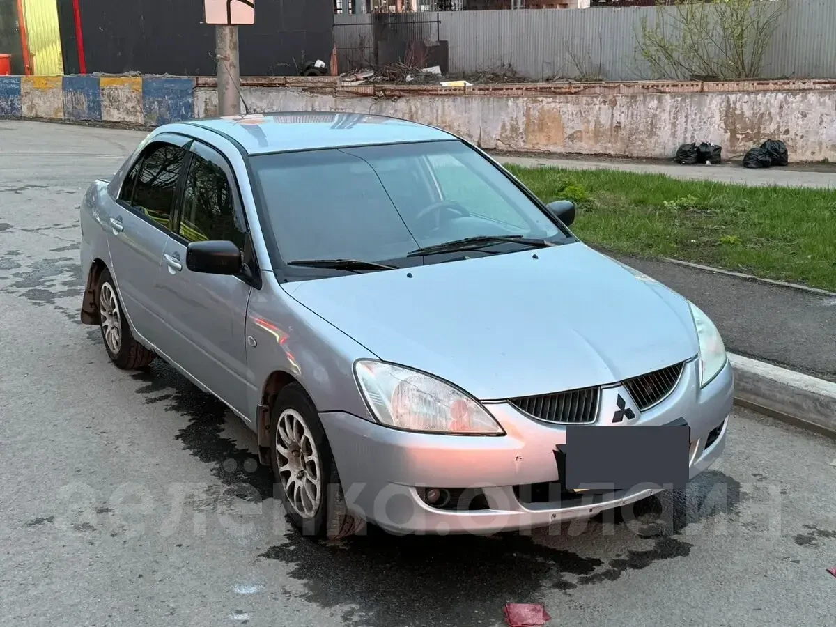 Mitsubishi Lancer 2003