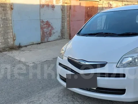 Toyota Ractis 2006