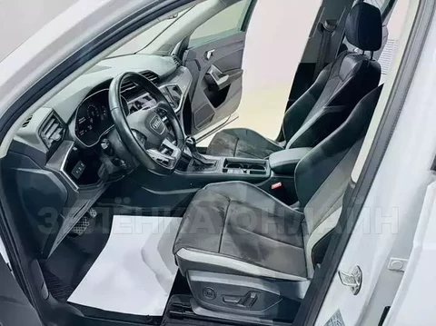 Audi Q3 2021