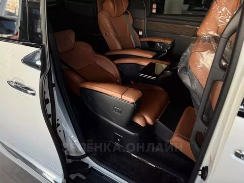 Toyota Vellfire 2024