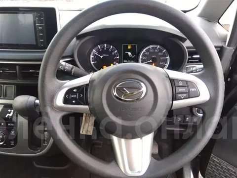 Daihatsu Move 2015