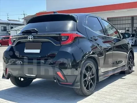 Toyota Yaris 2021