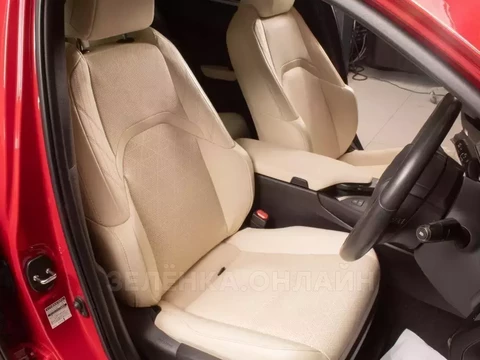 Lexus UX200 2020