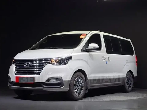 Hyundai Grand Starex 2021