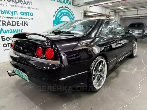Nissan Skyline 1995