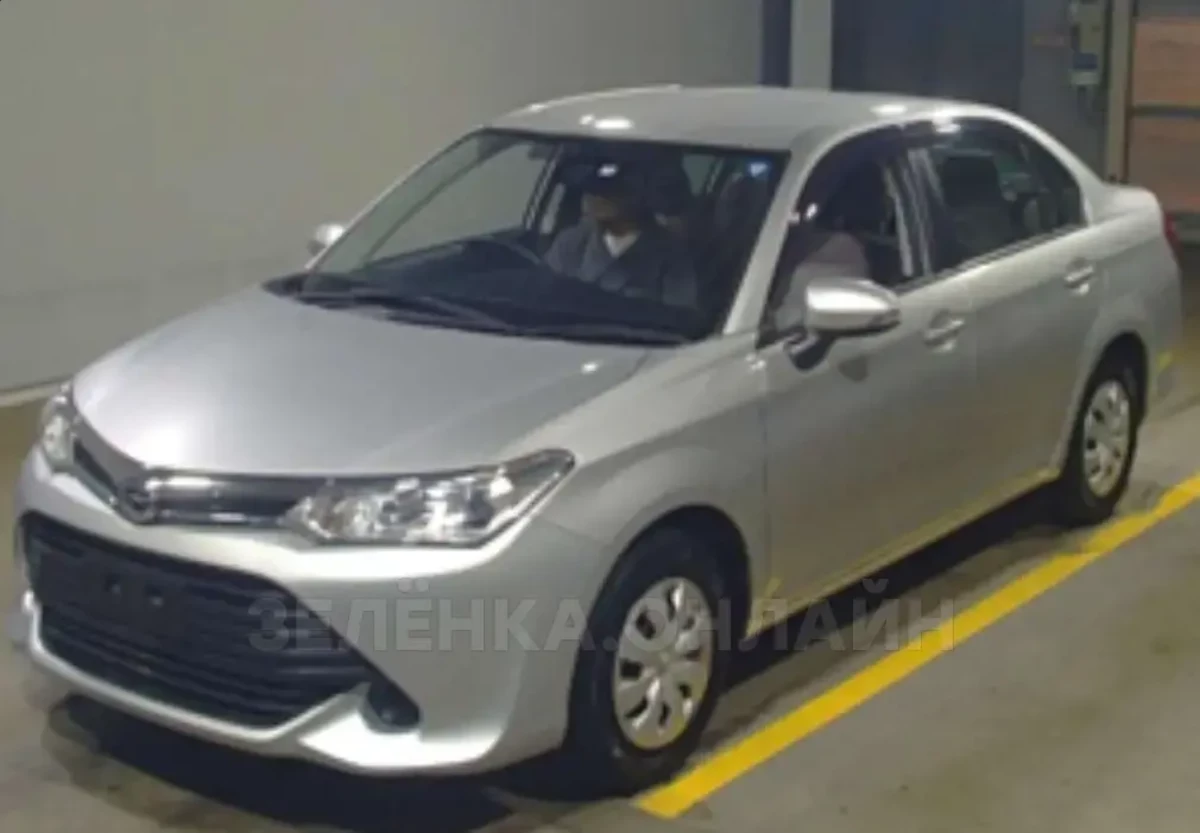 Toyota Corolla Axio 2016