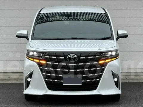 Toyota Alphard 2024