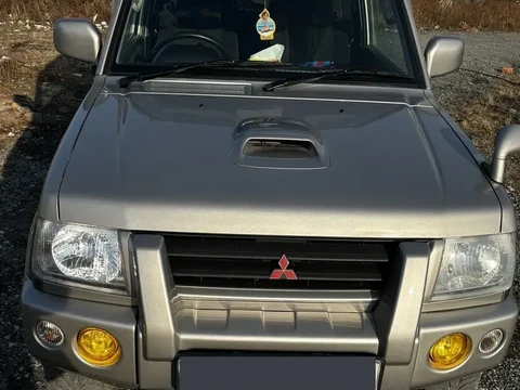 Mitsubishi Pajero Mini 2002