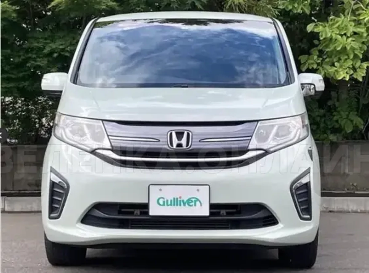 Honda Stepwgn 2016