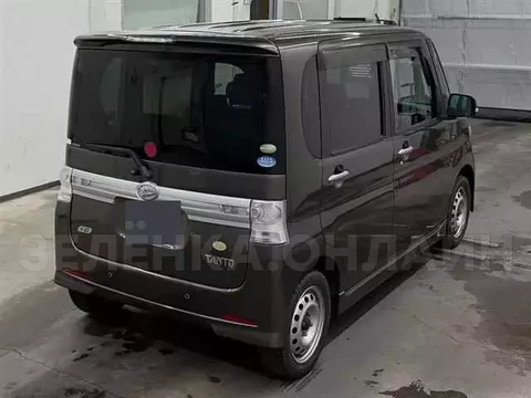 Daihatsu Tanto 2012