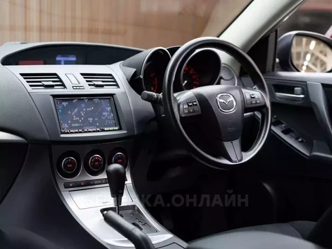 Mazda Axela 2011