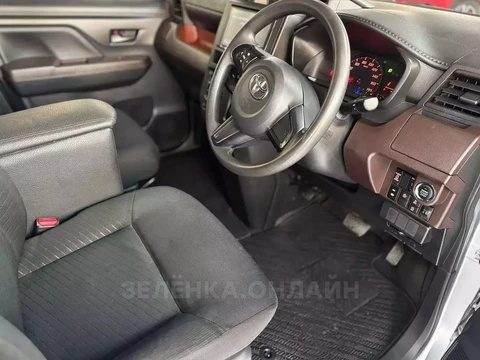 Toyota Roomy 2017