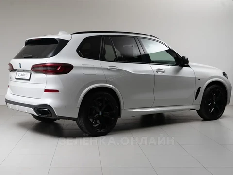 BMW X5 2021