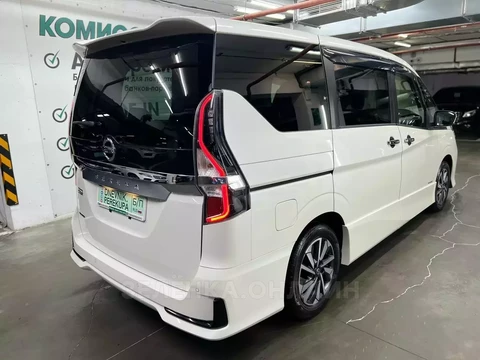 Nissan Serena 2021