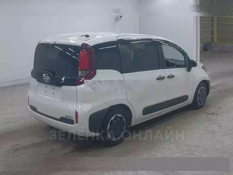 Toyota Sienta 2023