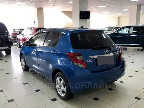 Toyota Vitz 2014
