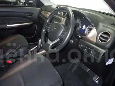 Suzuki Escudo 2020
