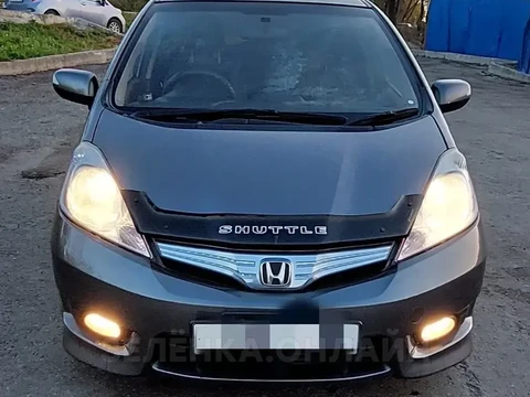 Honda Fit Shuttle 2013