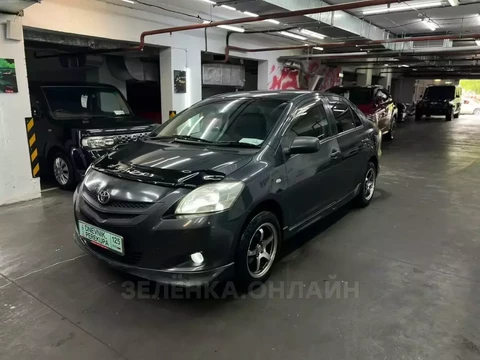 Toyota Belta 2006