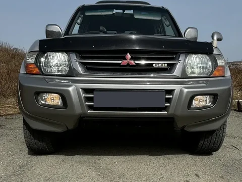 Mitsubishi Pajero 2001