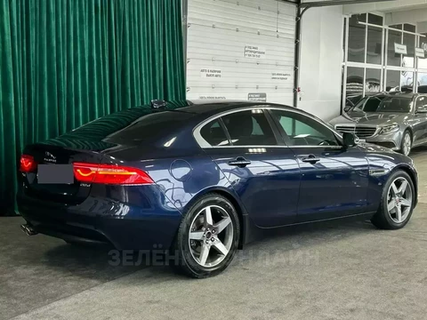 Jaguar XE 2016