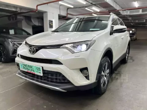 Toyota RAV4 2016