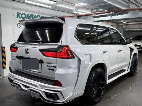 Lexus LX570 2017