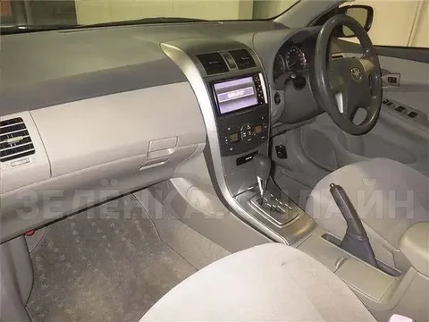 Toyota Corolla Axio 2012