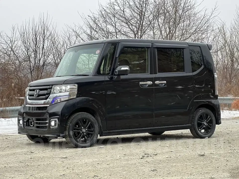 Honda N-BOX 2017
