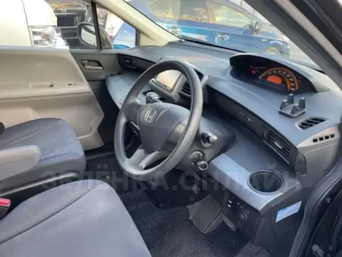 Honda Freed 2010