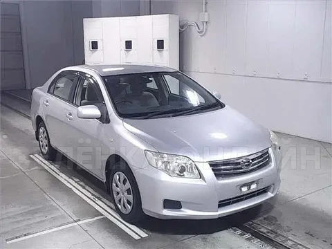 Toyota Corolla Axio 2012