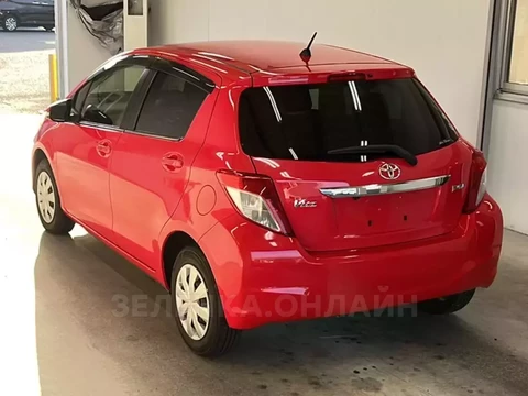 Toyota Vitz 2013