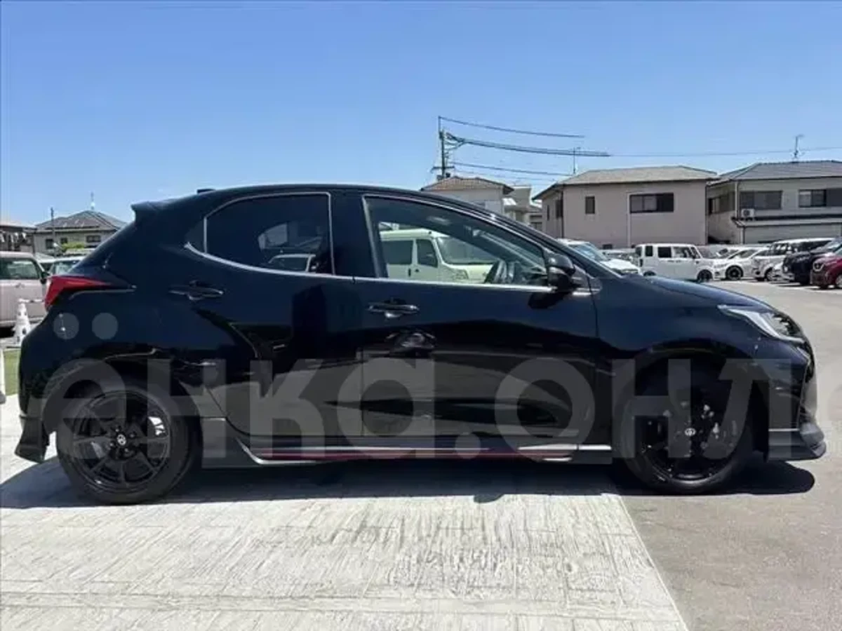 Toyota Yaris 2021