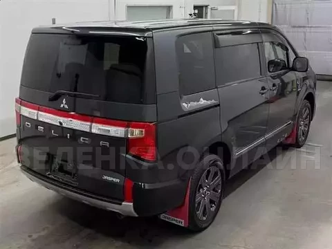 Mitsubishi Delica D:5 2023