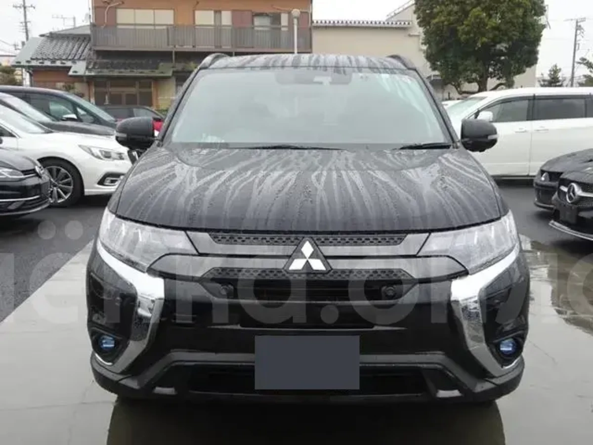 Mitsubishi Outlander 2020