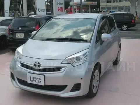 Toyota Ractis 2014